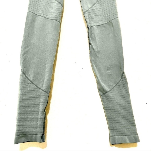 Alphalete Revival Dusty Green High waist Leggings Tights womens size XS - Picture 8 of 11